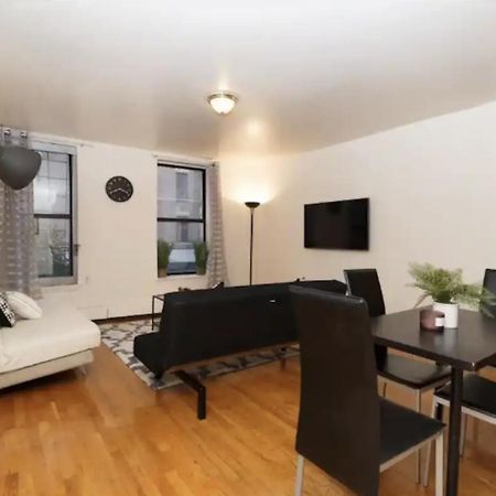 2Bed Bliss By Central Park North New York Exteriör bild