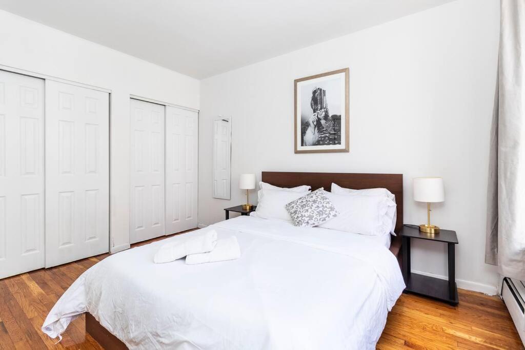2Bed Bliss By Central Park North New York Exteriör bild